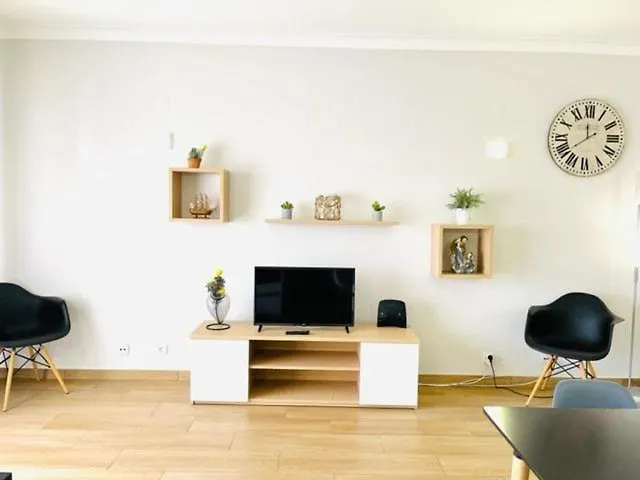 Cosy 1 Bedroom Apartment In A Center Albufeira